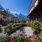 The Brevent Nest In/ski Out - Happy * Chamonix